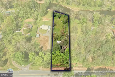 13328 Cacapon Rd, Great Cacapon, WV 25422