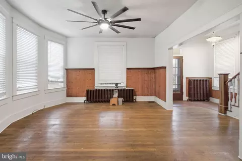Living - 40 Mable Ln, Berkeley Springs, WV 25411 photo 1 of 1