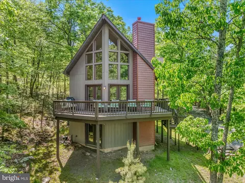 599 Breathless Way, Berkeley Springs, WV 25411