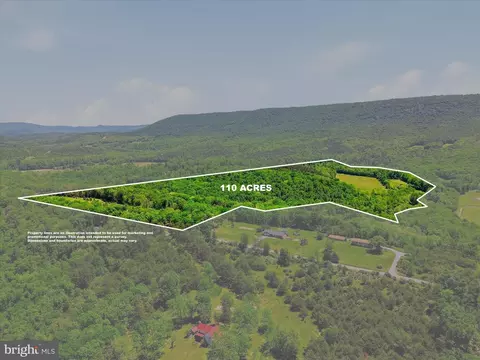 1909 Spohrs Rd, Berkeley Springs, WV 25411