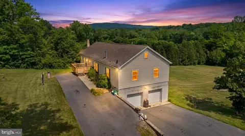 284 Woodmont Rd, Great Cacapon, WV 25422