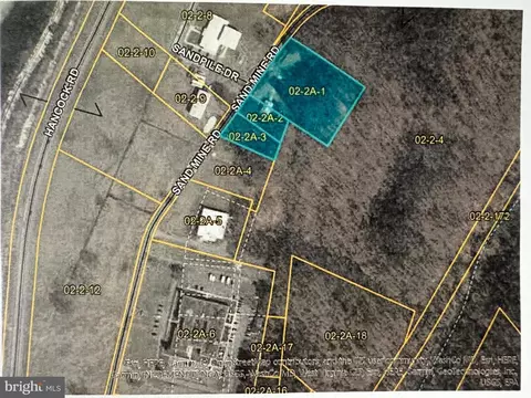 346 Sand Mine Rd, Berkeley Springs, WV 25411
