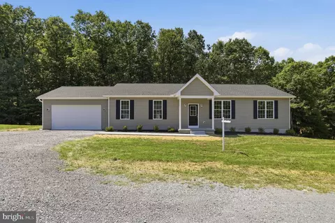 159 Bear Paw Ln, Berkeley Springs, WV 25411