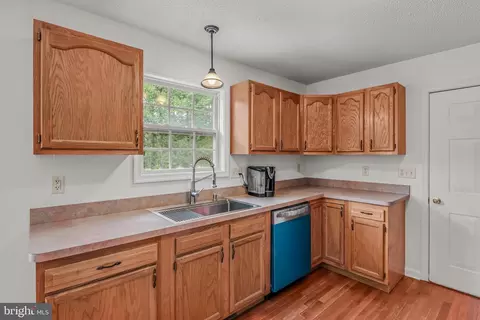 Kitchen - 37 Paynes Ln, Berkeley Springs, WV 25411 photo 5 of 5