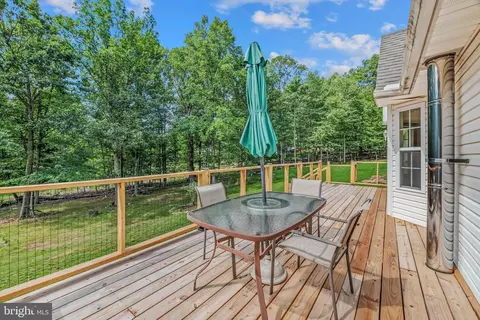 Exterior - 37 Paynes Ln, Berkeley Springs, WV 25411 photo 7 of 16