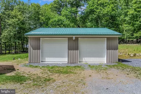 Exterior - 37 Paynes Ln, Berkeley Springs, WV 25411 photo 15 of 16