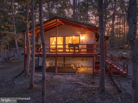 63 Turtle Ln, Hedgesville, WV 25427