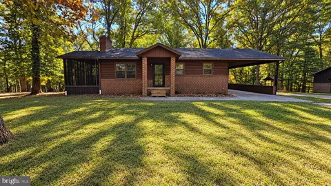 610 Highland Ridge Rd, Berkeley Springs, WV 25411