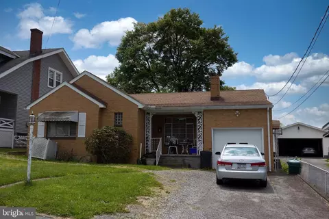 1103 Lake Ave, Fairmont, WV 26554