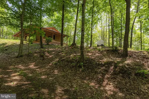 2796 Little Creek Rd, Summersville, WV 26651