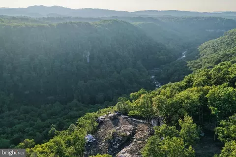 826 Ridge Run Rd, Mount Lookout, WV 26678