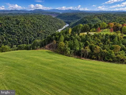 lot19 Arrowhead Dr, Mount Nebo, WV 26679