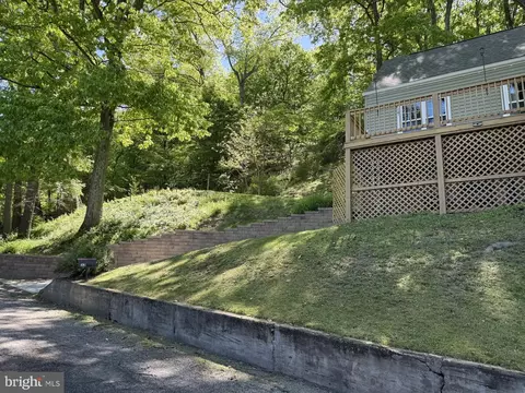 Exterior - 32 Fairfax Dr, Wheeling, WV 26003 photo 1 of 5