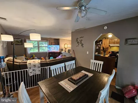 Dining - 105 Pine Ave, Wheeling, WV 26003 photo 5 of 5