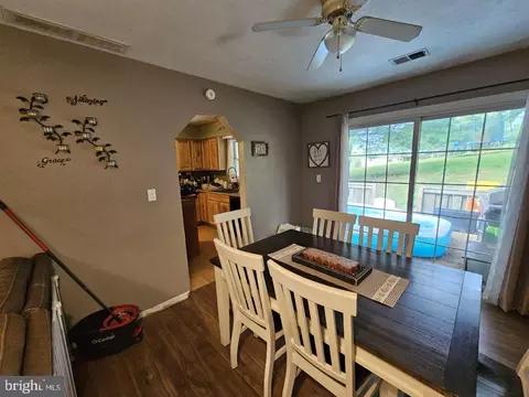 Dining - 105 Pine Ave, Wheeling, WV 26003 photo 2 of 5