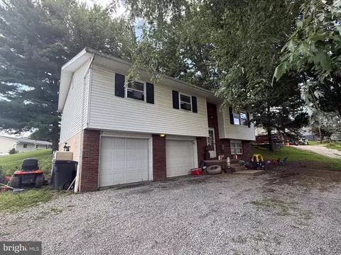 Exterior - 105 Pine Knoll Acres, Wheeling, WV 26003 photo 3 of 5