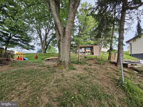 Exterior - 105 Pine Ave, Wheeling, WV 26003 photo 2 of 3