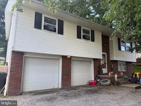 Exterior - 105 Pine Knoll Acres, Wheeling, WV 26003 photo 2 of 5