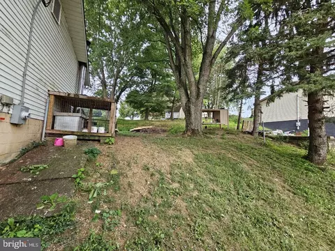 Exterior - 105 Pine Ave, Wheeling, WV 26003 photo 3 of 3
