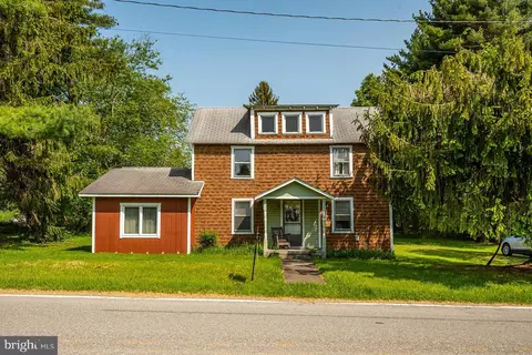 8797 Cranesville Rd, Terra Alta, WV 26764