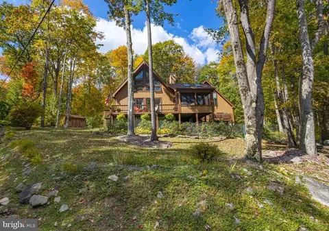 41 Sumac Ln, Terra Alta, WV 26764