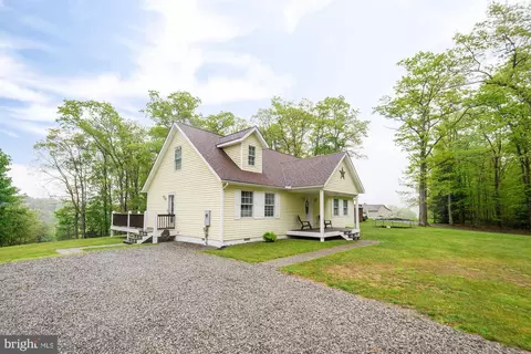 723 Burnside Camp Rd, Terra Alta, WV 26764