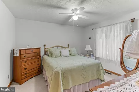 Bedroom - 671 E Alpine Dr, Terra Alta, WV 26764 photo 6 of 11