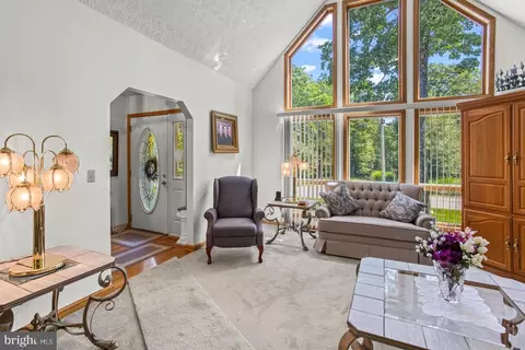 Entry Way - 671 E Alpine Dr, Terra Alta, WV 26764 photo 2 of 10