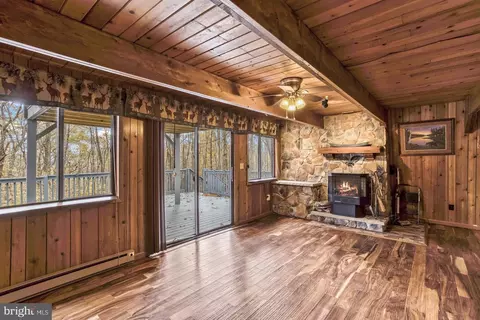 Living - 1218 E Alpine Dr, Terra Alta, WV 26764 photo 6 of 6