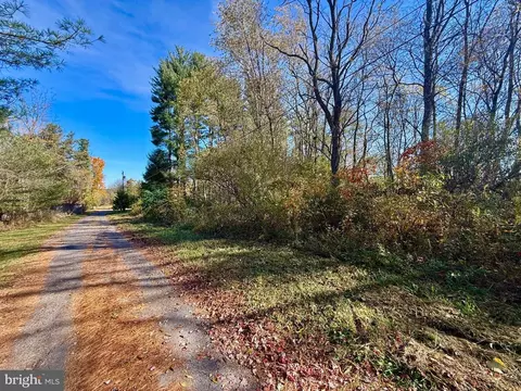 Pleasant Street, Masontown, WV 26542