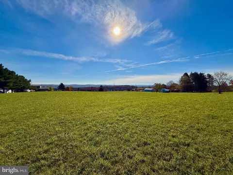 Country Breeze Drive Country Breeze Drive, Reedsville, WV 26547