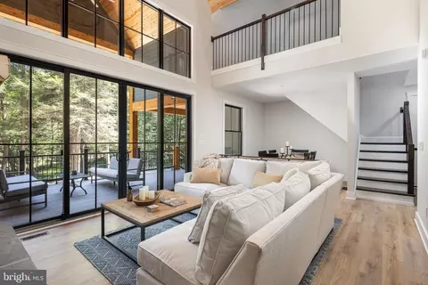 653 Watersound Trce, Bruceton Mills, WV 26525