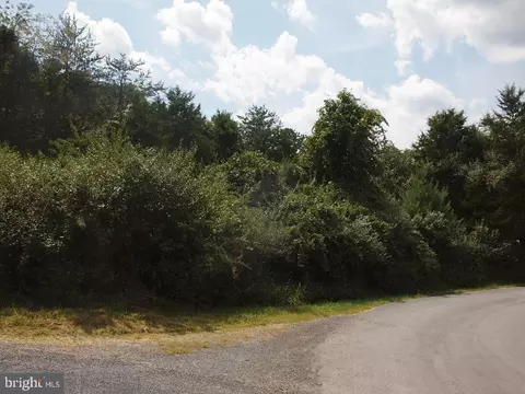 Oakwood Estates Rd, Franklin, WV 26807