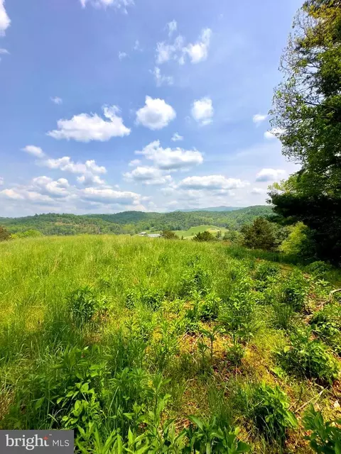 15 Ac Honeycomb Ln, Sugar Grove, WV 26815