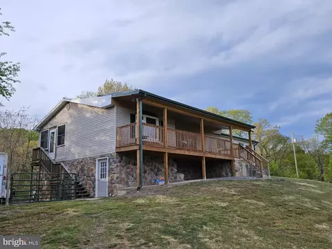 166 Carter Ln, Upper Tract, WV 26866