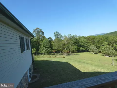 166 Carter Ln, Upper Tract, WV 26866 photo 11