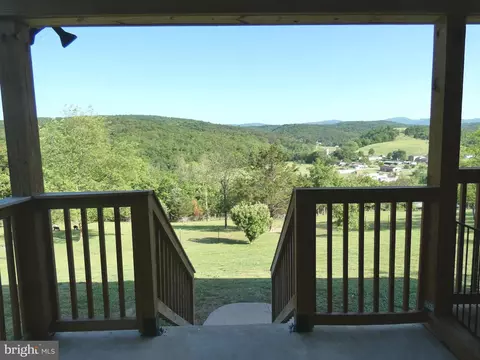 166 Carter Ln, Upper Tract, WV 26866 photo 4