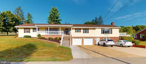 48 Evick Dr, Franklin, WV 26807