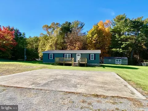 54 Katie B Ln, Brandywine, WV 26802