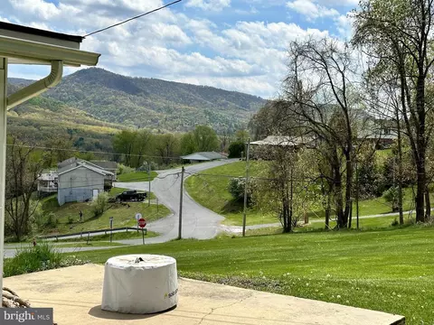 202 Cherry St, Franklin, WV 26807 photo 47