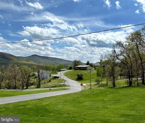 202 Cherry St, Franklin, WV 26807 photo 25