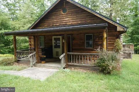 1350 Hidden Valley Rd, Franklin, WV 26807