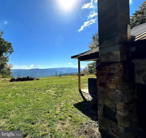 7269 Greenawalt Gap Rd, Upper Tract, WV 26866