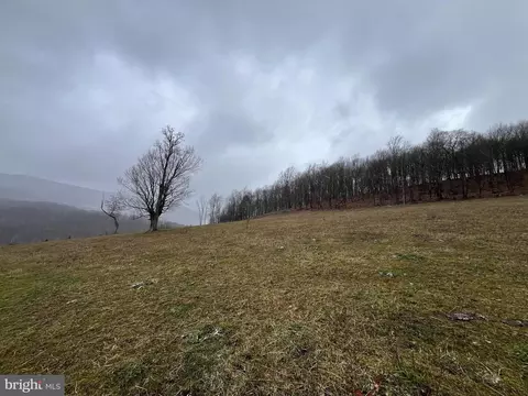 Hunting Ground Rd, Circleville, WV 26804
