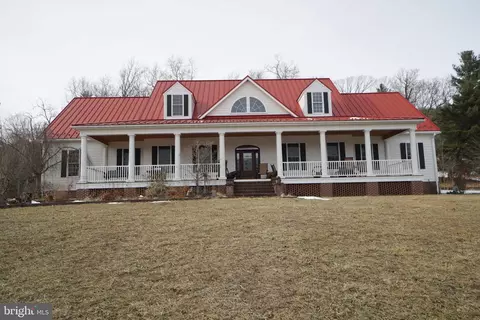 255 Troublesome Valley Rd, Franklin, WV 26807