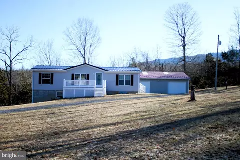 1223 Horse Ridge Rd, Riverton, WV 26814