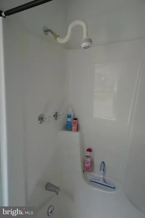 Bath - 741 Loop Rd, Franklin, WV 26807 photo 3 of 6