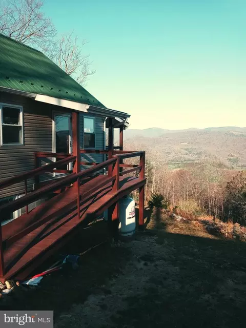 Exterior - 741 Loop Rd, Franklin, WV 26807 photo 4 of 16