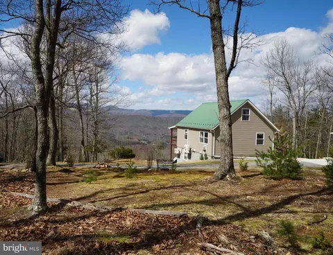 Exterior - 741 Loop Rd, Franklin, WV 26807 photo 8 of 16