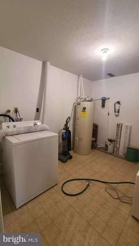 1725 Loop Rd, Franklin, WV 26807 photo 40
